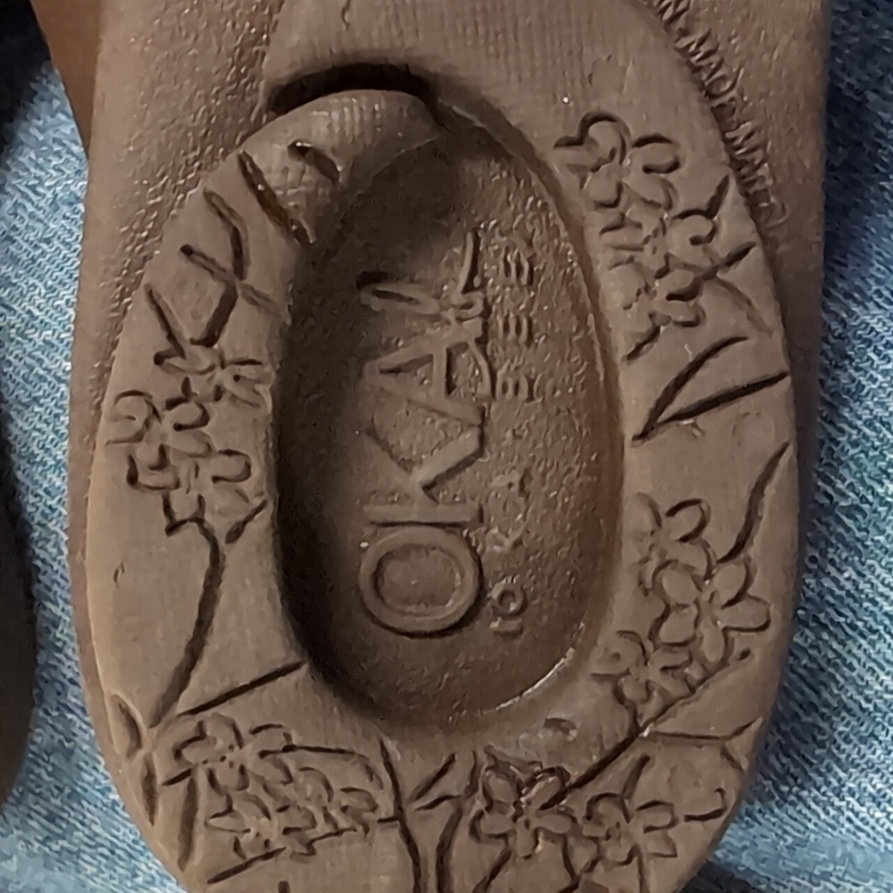 Host Pick 😃 Women's Brown Sandals with Turquoise Accents - Picture 3 of 6
